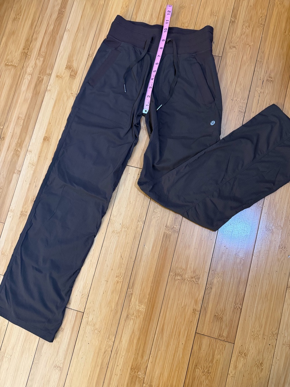 Lululemon Dance Studio Mid-Rise Pants Brown Size 2 - Picture 10 of 16
